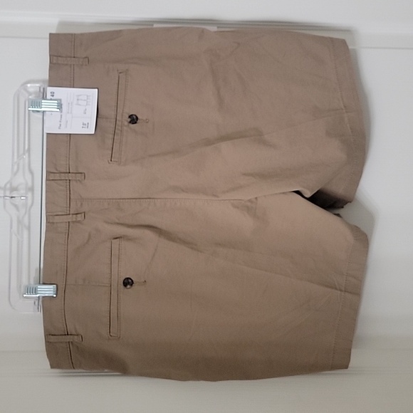 Goodfellow & Co. Size 40 Med. Khaki "Linden" Short, NEW with Tag - Picture 2 of 10